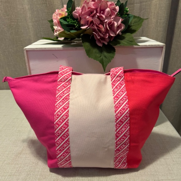 Victoria's Secret | NWT Color Block Tote in Hot Pink & Light Pink Color - Picture 3 of 6